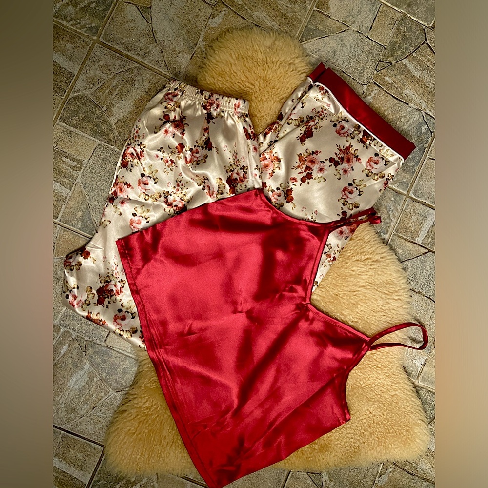 SHEIN 2 Piece Satin Pajama Set small